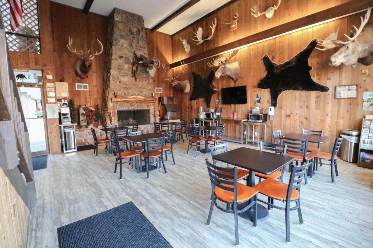 Bear Lodge Motel Sundance Ngoại thất bức ảnh