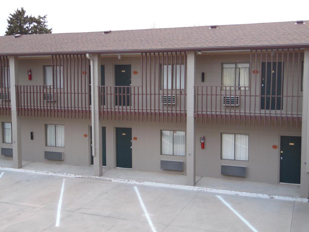 Bear Lodge Motel Sundance Ngoại thất bức ảnh