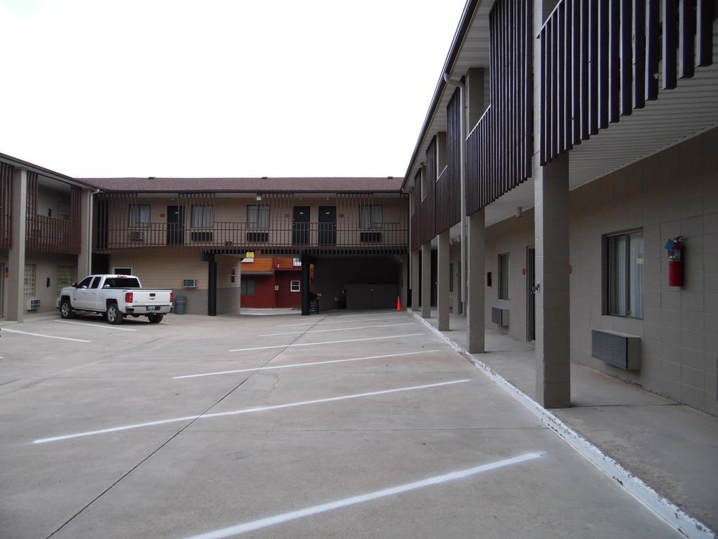 Bear Lodge Motel Sundance Ngoại thất bức ảnh