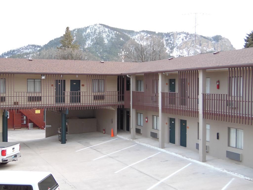 Bear Lodge Motel Sundance Ngoại thất bức ảnh